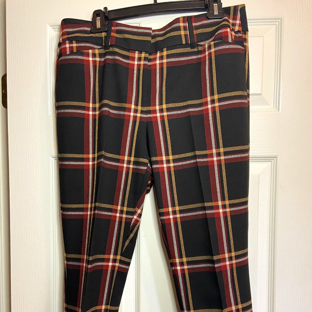 Loft Woman's Black Striped Pants